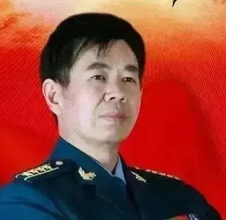 戴旭曾说：“中国总是对全球的善意过剩，而武力又稍显不足，这种不平衡，恰恰是最致命