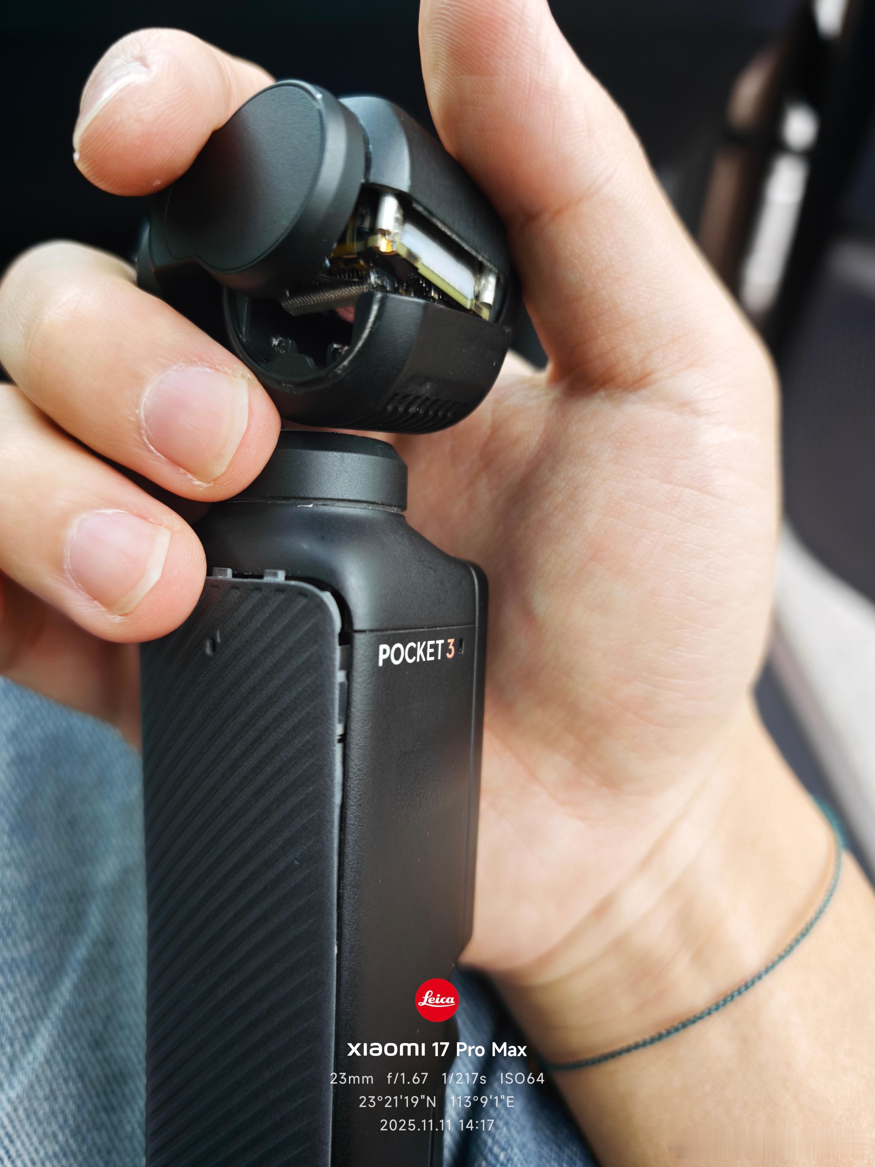 大疆这个换新服务确实要好评一下我拍车摔坏了，然后昨天早上快递出去，今天新的就已经