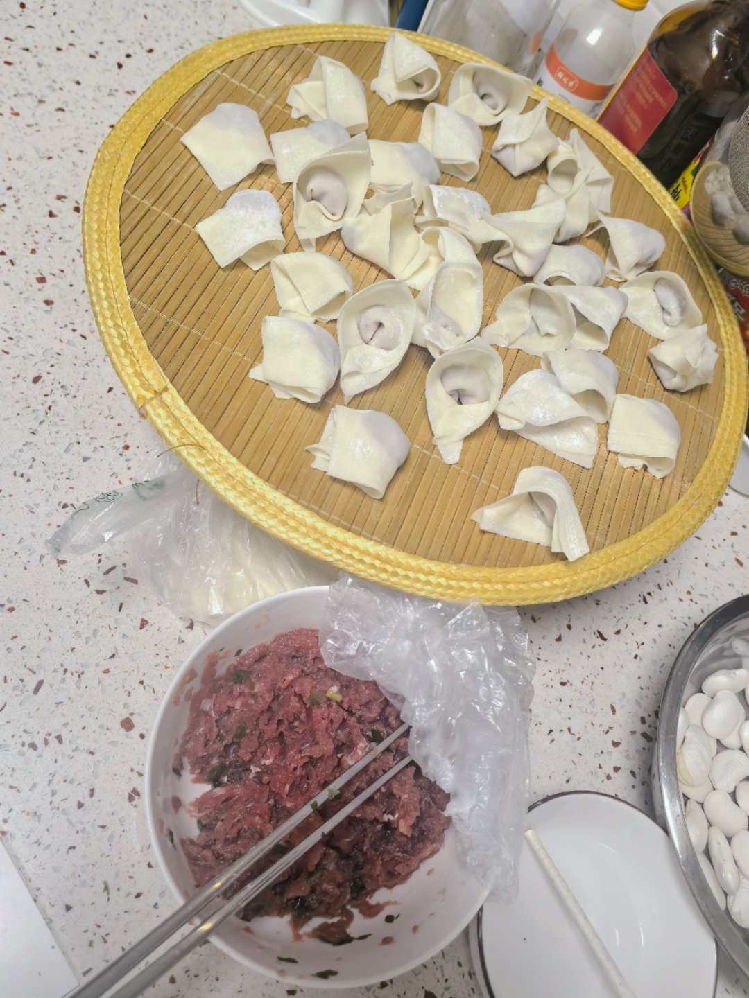 起个大早，现包馄饨，再来个长时间慢跑，然后收拾下，上班 ​​​