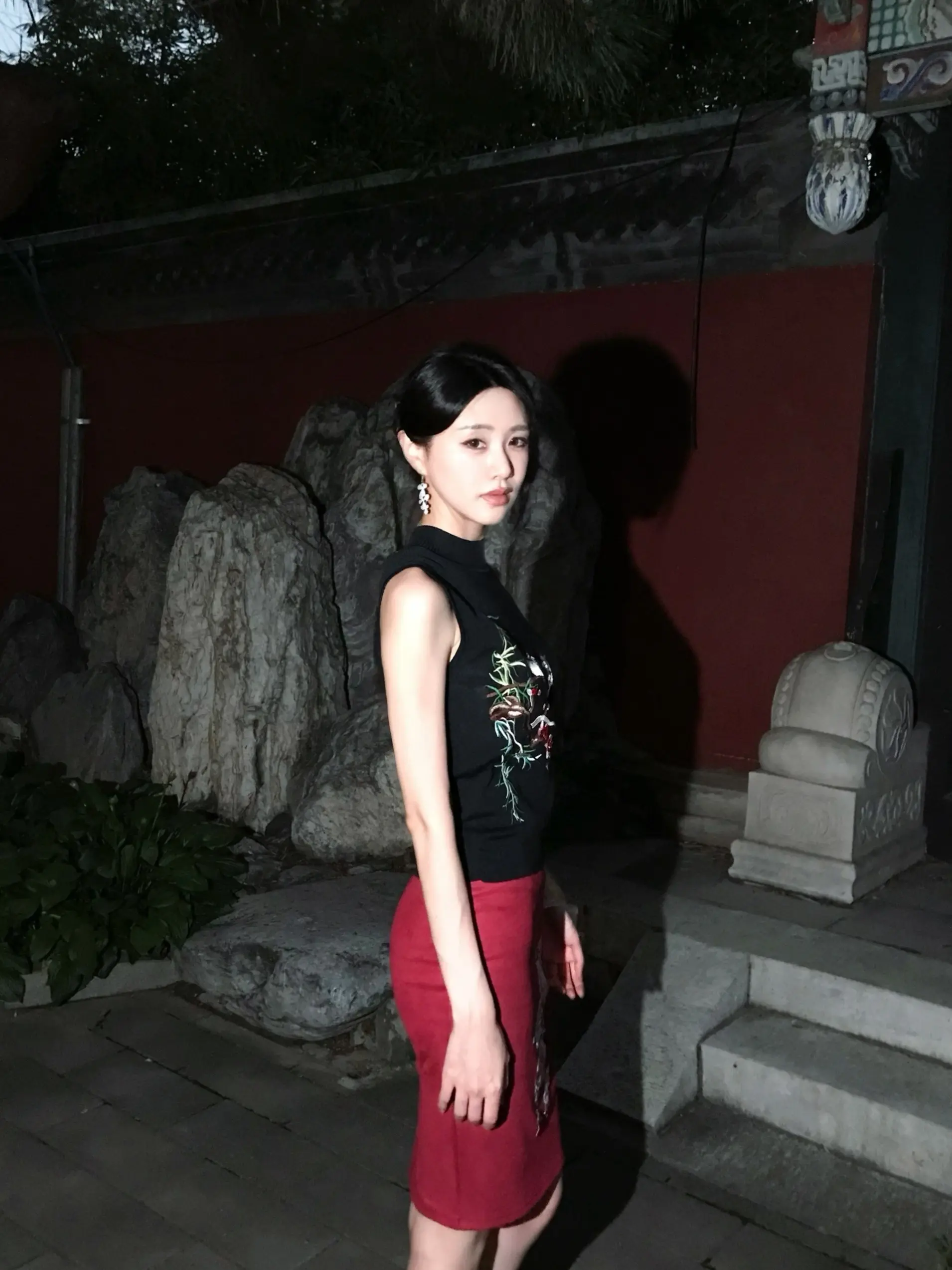 王侯将相本无种 女儿当自强。