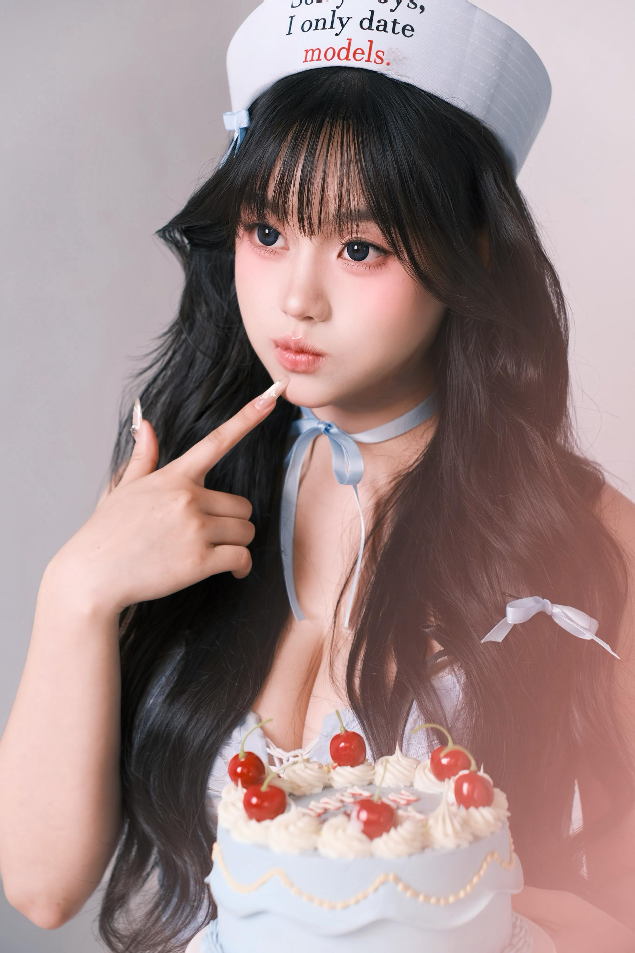 刚满十八～·        ˗ˋˎˊ˗             ·  ...