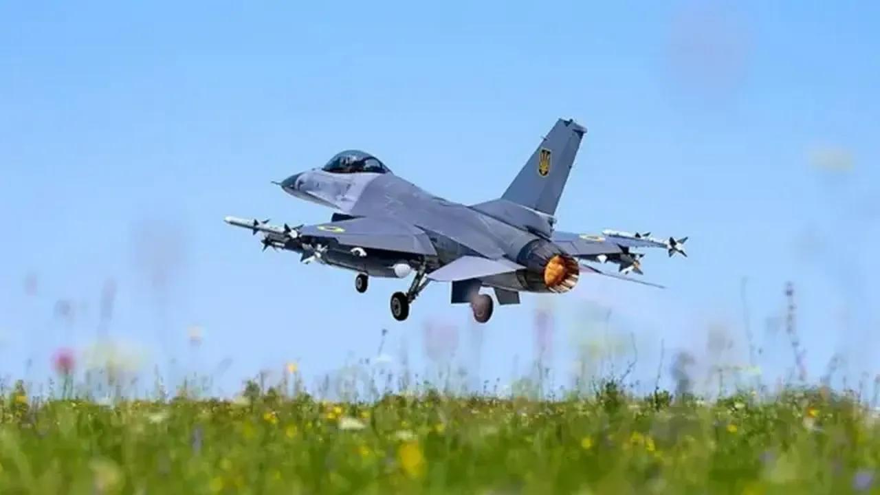备件不足 使用频率太高 乌军半数F-16战机趴窝

9月30日，《华尔街日报》的