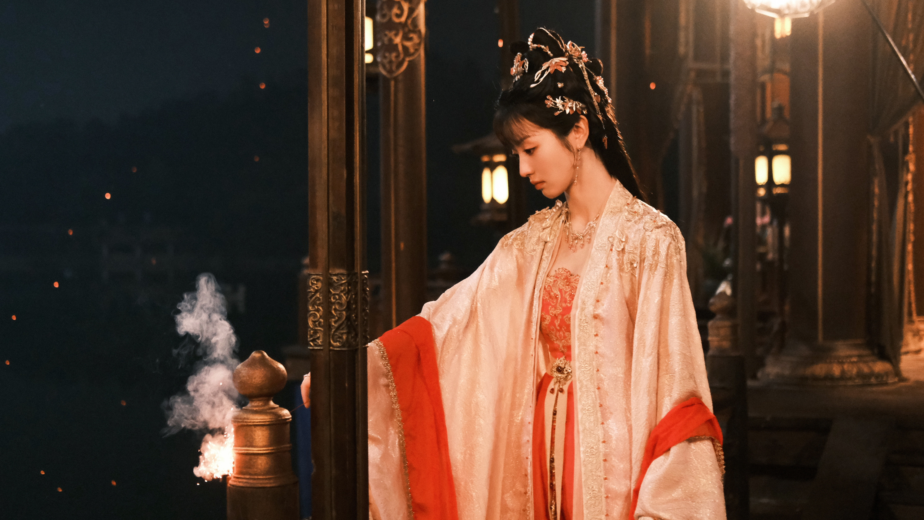 田曦薇把故宫伴手礼背到了土耳其田曦薇[超话]在复制粘贴的时代，你是手写的诗[鲜花
