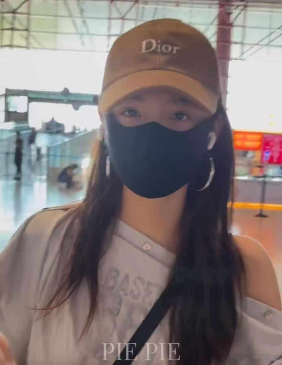 艾米进组百妖谱艾米出发进组百妖谱！艾米出发进组百妖谱