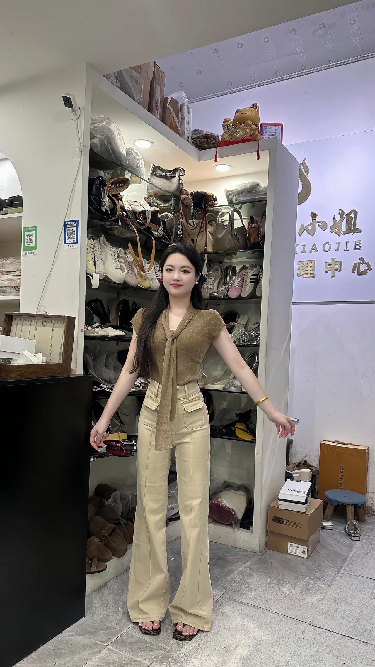 阿玛拉巴拉巴  身高155.95斤小个子穿搭 微胖穿搭