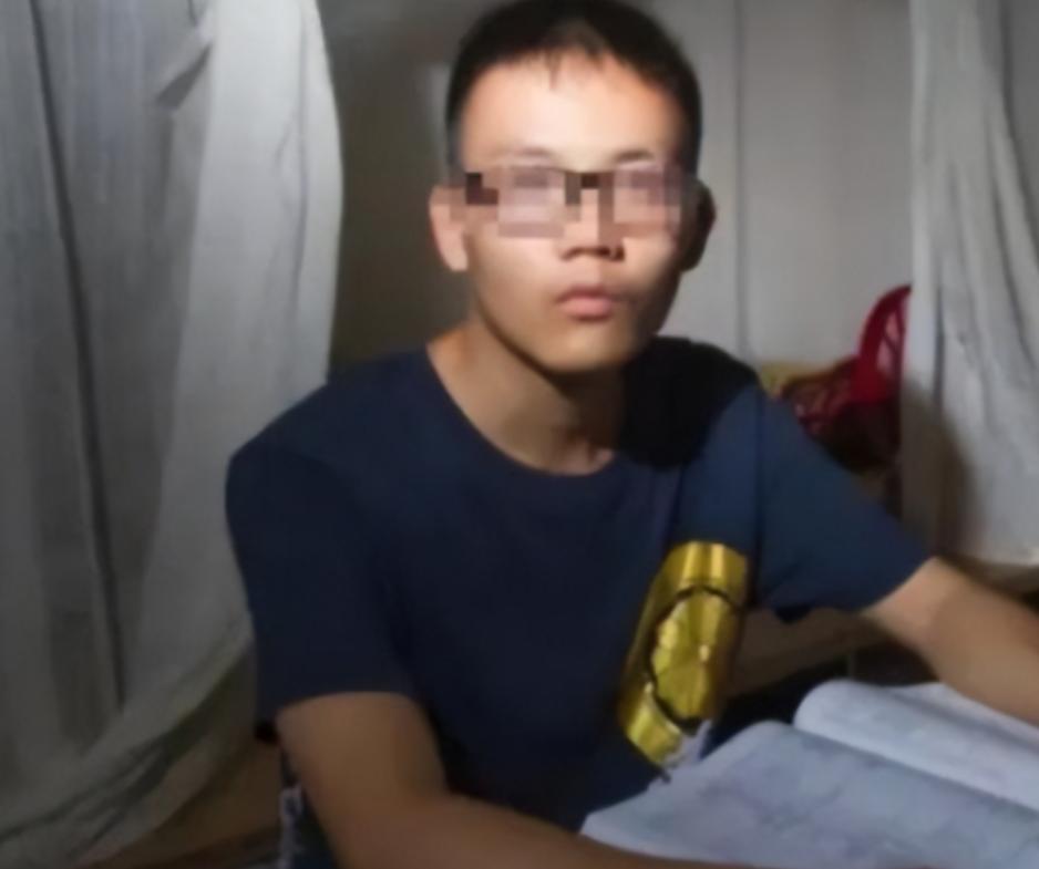 湖南有一个大家公认的学霸，高考只考了239分，全校老师都不相信，然而当调取了监控