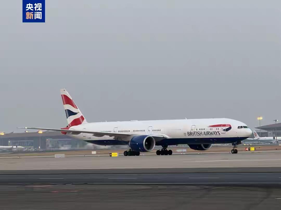 斯塔默访华引英国内部分歧！一边想赚中国钱，一边扯意识形态后腿
 
英国首相斯塔默