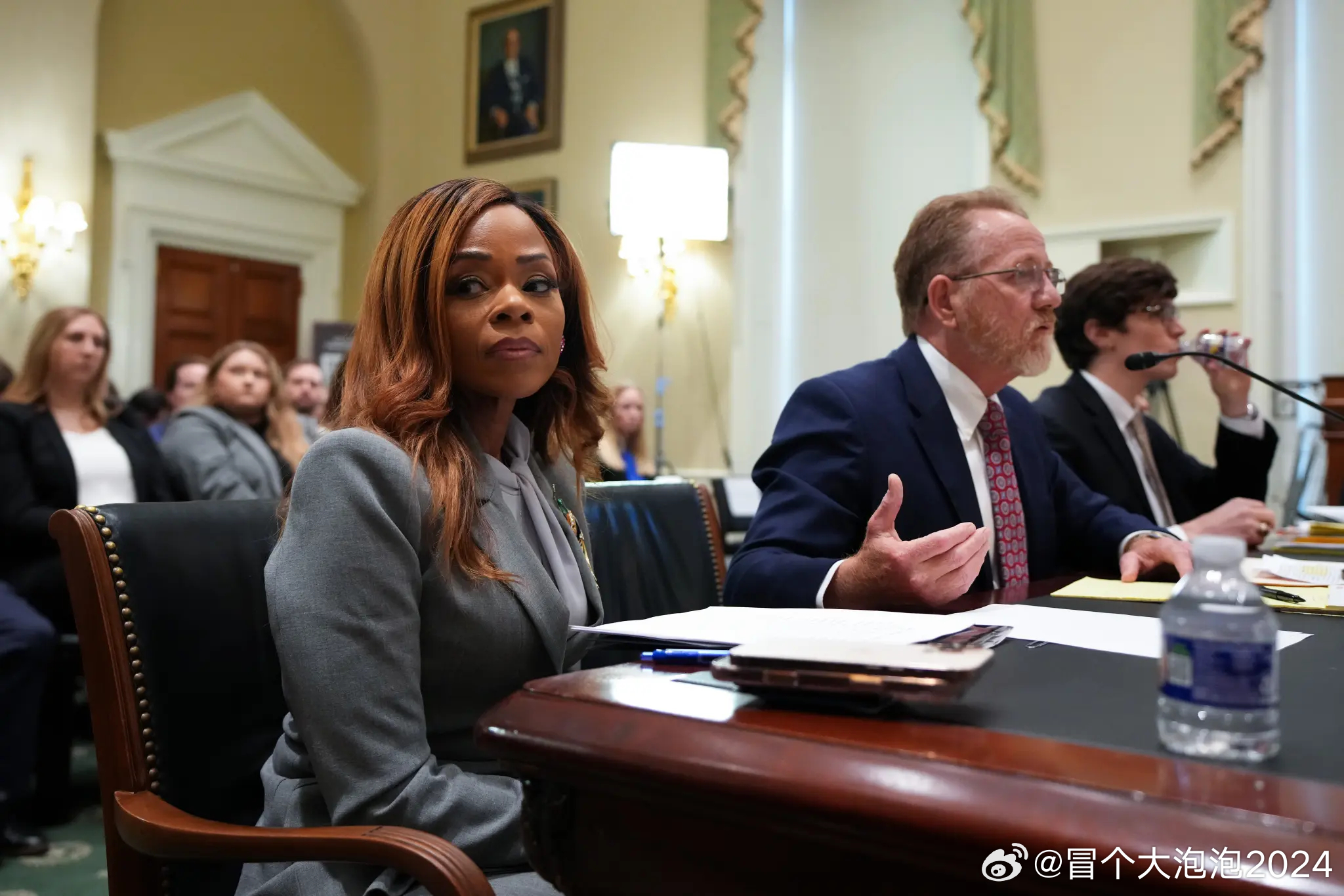 众议院道德小组委员会对民主党众议员Sheila Cherfilus-McCorm