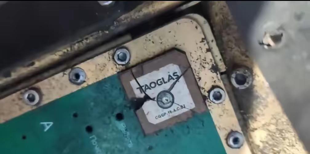 一些西方消息人士称，伊朗向英国塞浦路斯阿克罗蒂里基地发射的“沙赫德”自杀式无人机