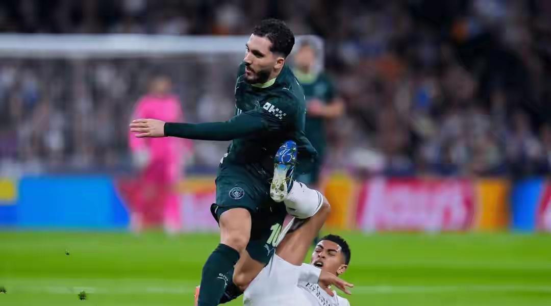 盯了姆巴佩75分钟？
你其实只失职了1秒。
顶级对决的胜负，不取决于你拦截了多少