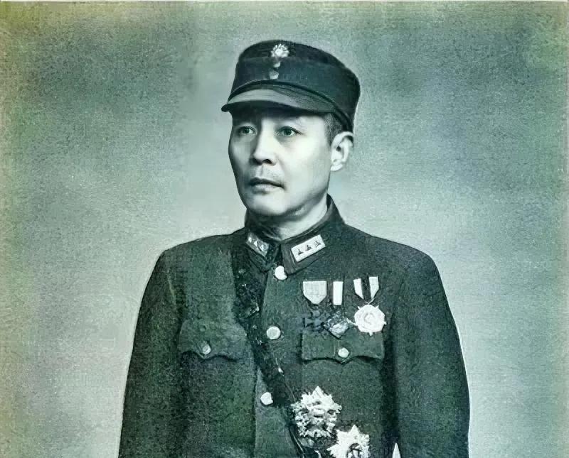 如何看待1936年西安事变?

1936年， 西安事变后， 蒋介石飞回南京， 一