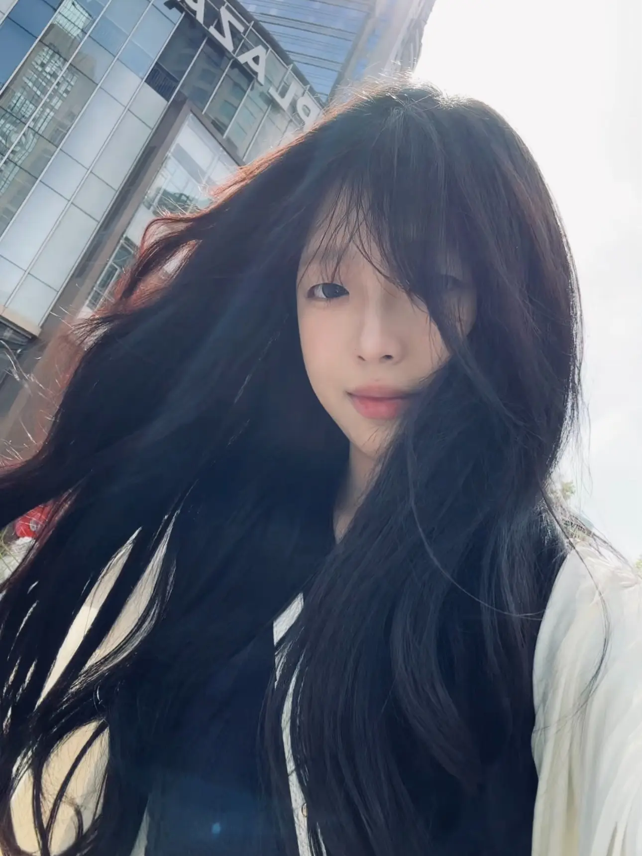 亦是躯体亦是泪，但更多的是不舍