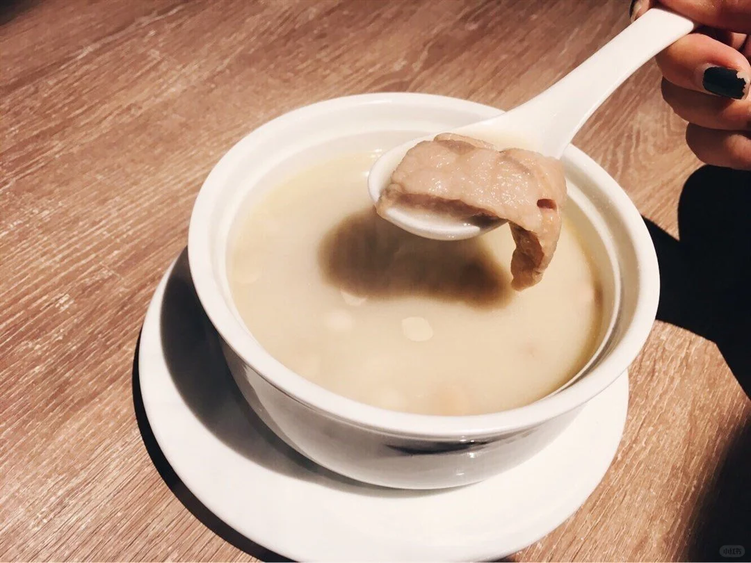 黄精杏肺汤治阴虚燥咳型慢阻肺，效果好 阴虚燥咳型慢阻肺，症状就是咳嗽干...