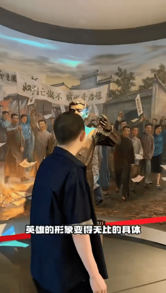 方家翊带75岁父亲到江西方家村寻根 看方家翊的寻根短片破防了！75岁父亲第一次踏