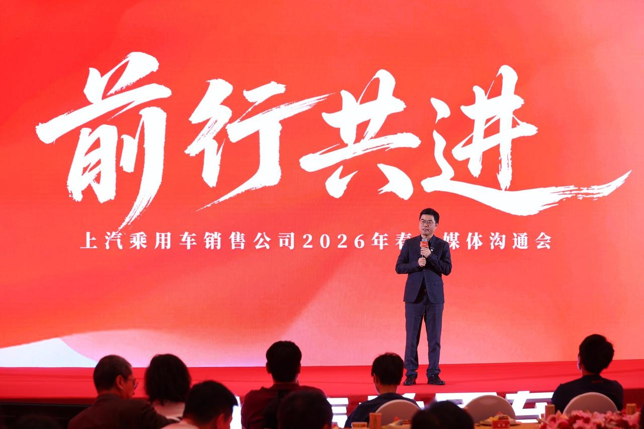 MG07的滚边工艺，为什么值得一说？
滚边工艺，听起来很专业，其实很简单：就是引