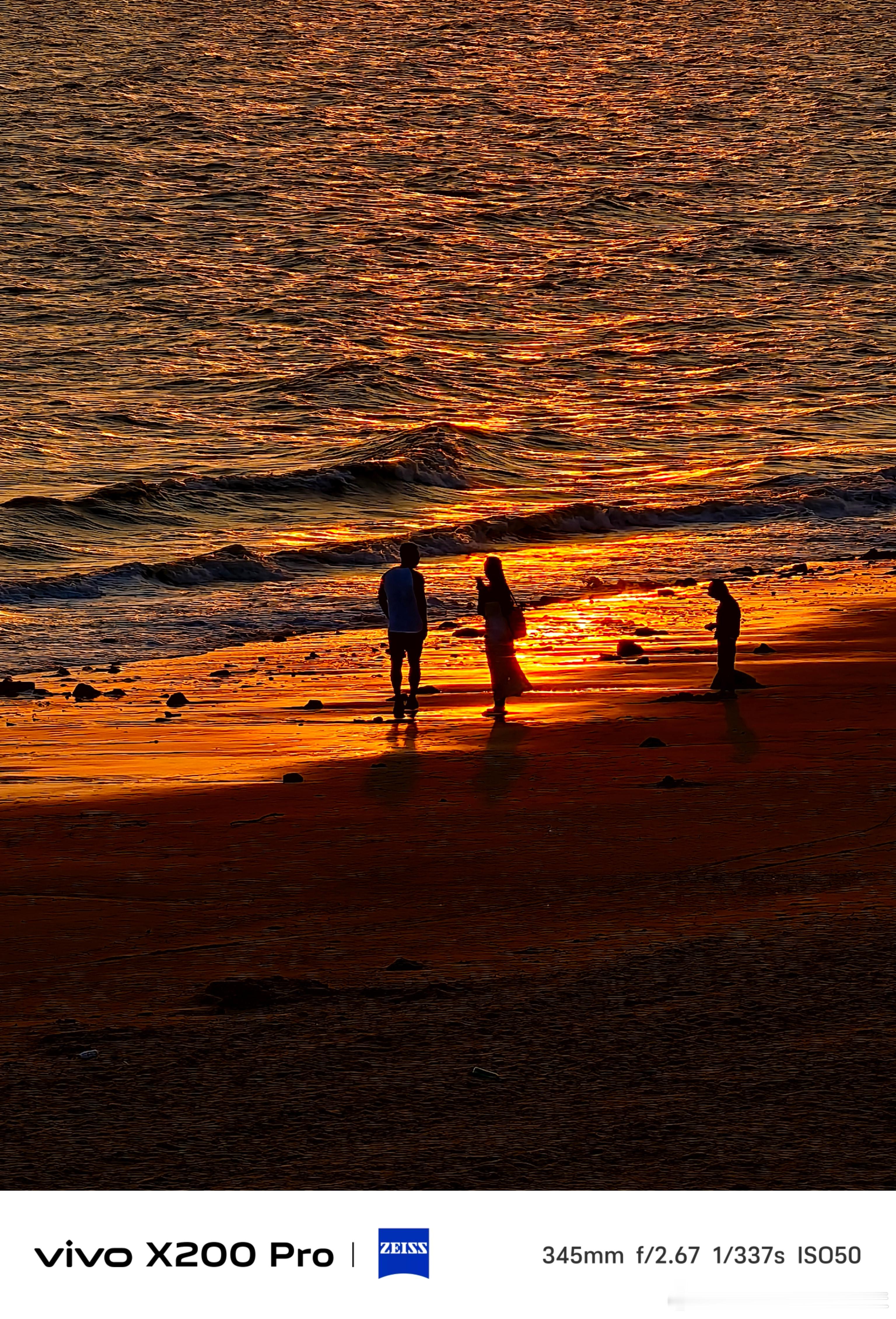 #年轻人的顶级松弛感是生图直出# 大方展示生图，不再刻意追求画面的完美无瑕，而是