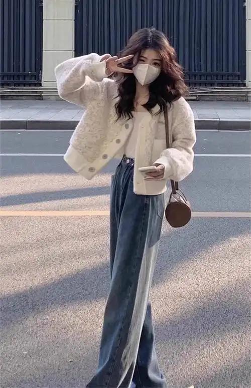 如果有一种穿搭能让你第一眼就觉得这个女生很有分寸，也不太好惹，那一定是这种复古贵