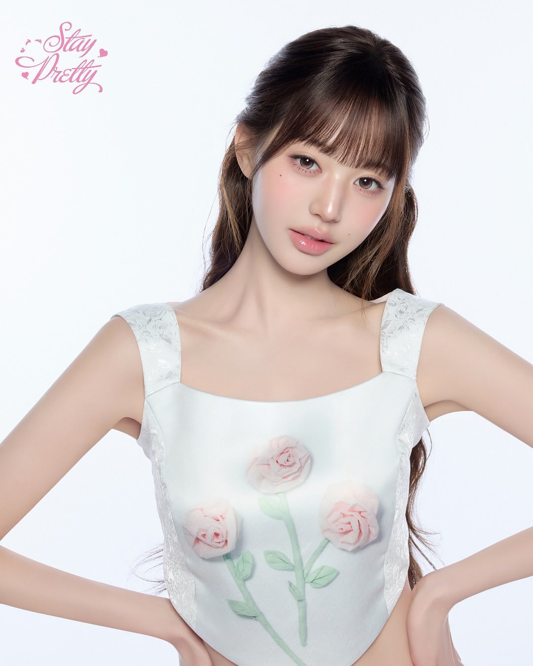 张元英 