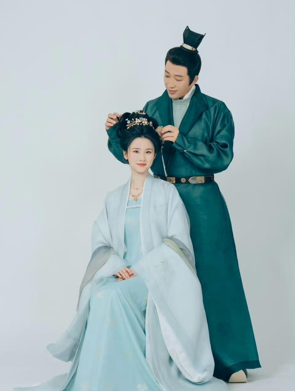 于正亲自下场，2.5亿的《凤隐天下》竟成了他的个人秀？
这根本不是拍戏，这是在用