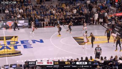 前日NBA杯小组赛，勇士在主场以100-104不敌火箭，NBA官方出具了本场比赛