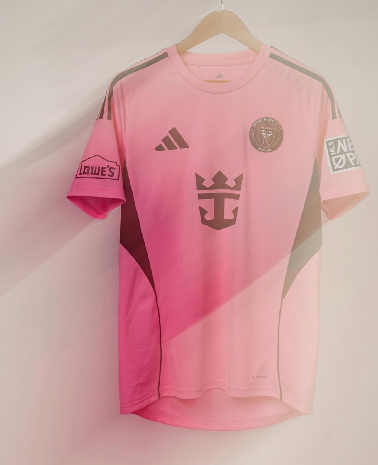 迈阿密国际发布全新训练服👚✨迈阿密国际