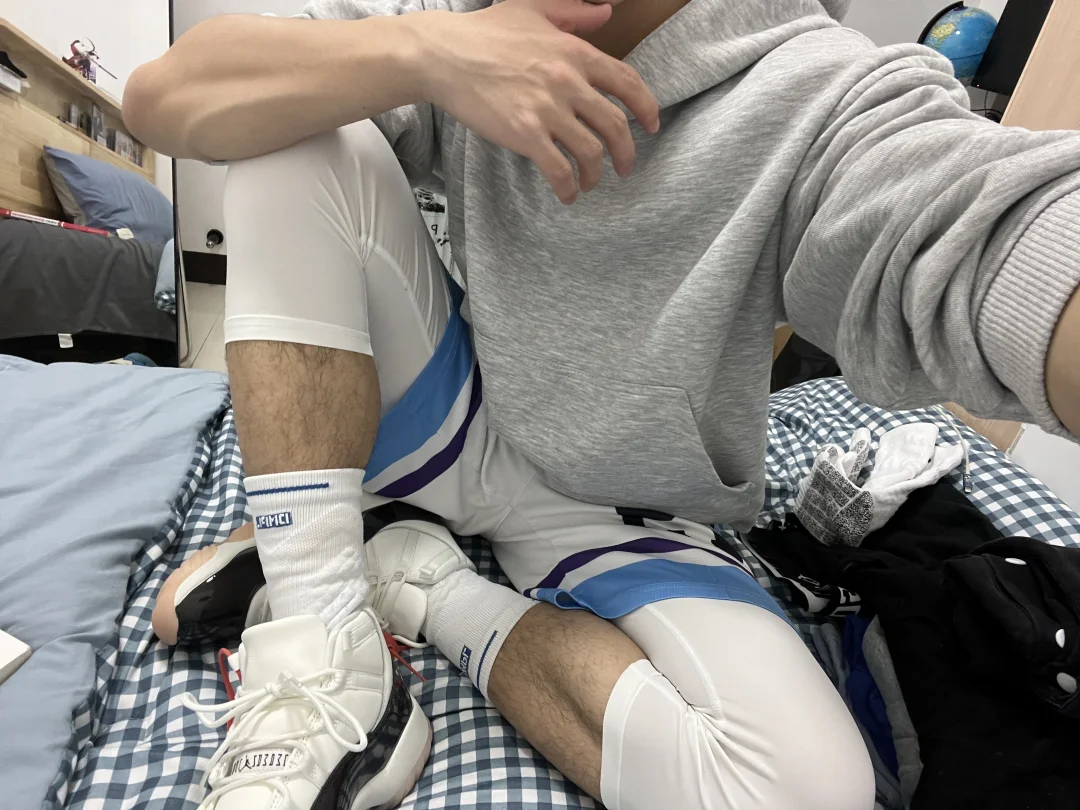 先看手臂还是腿