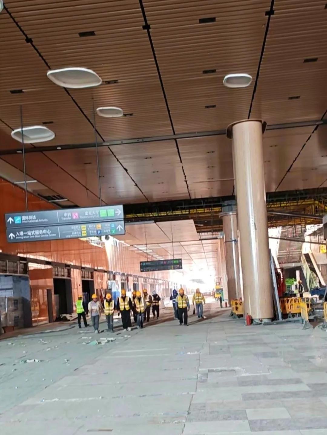 6月即将投用的福州机场T2内饰进展