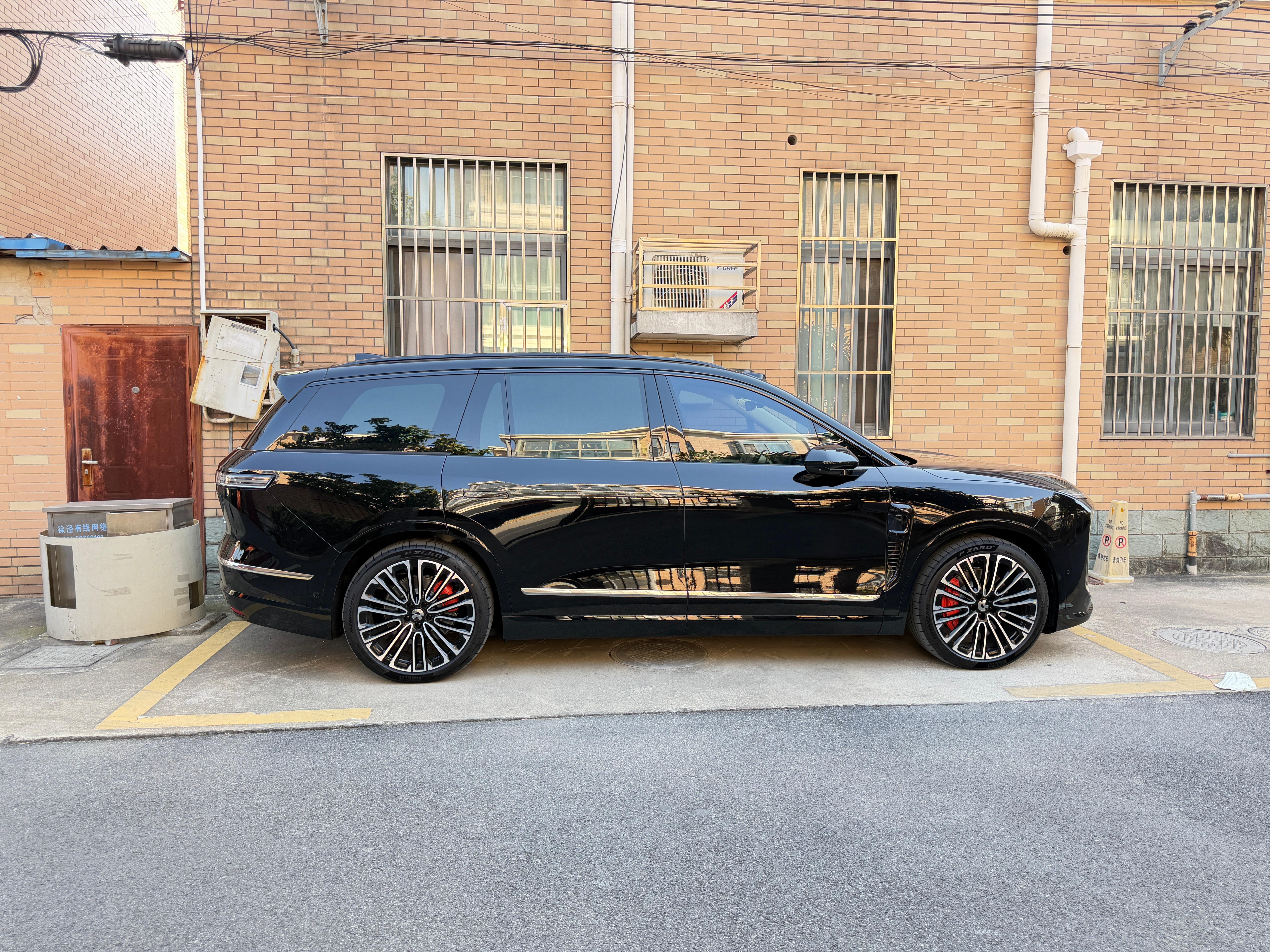 蟹不肉，就说咱这米其林M8 Bright 亮不亮