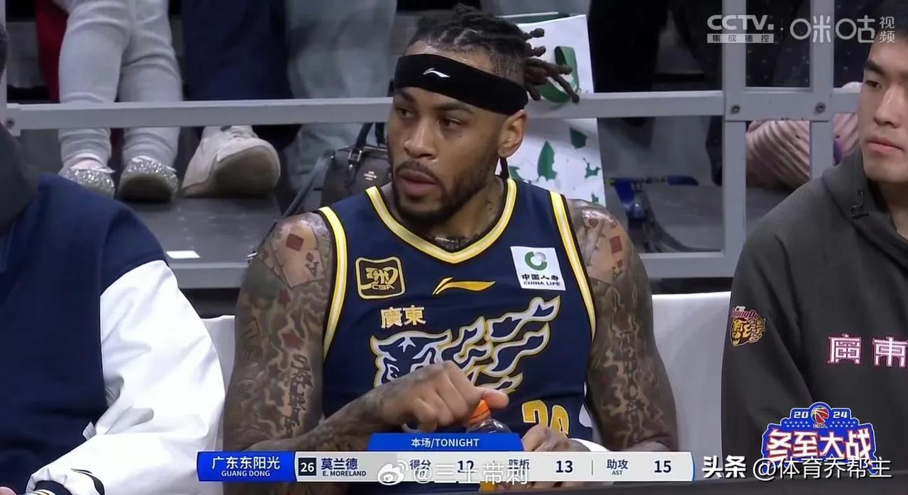 莫兰德已经三双，CBA生涯首个三双，也是助攻首次上双！