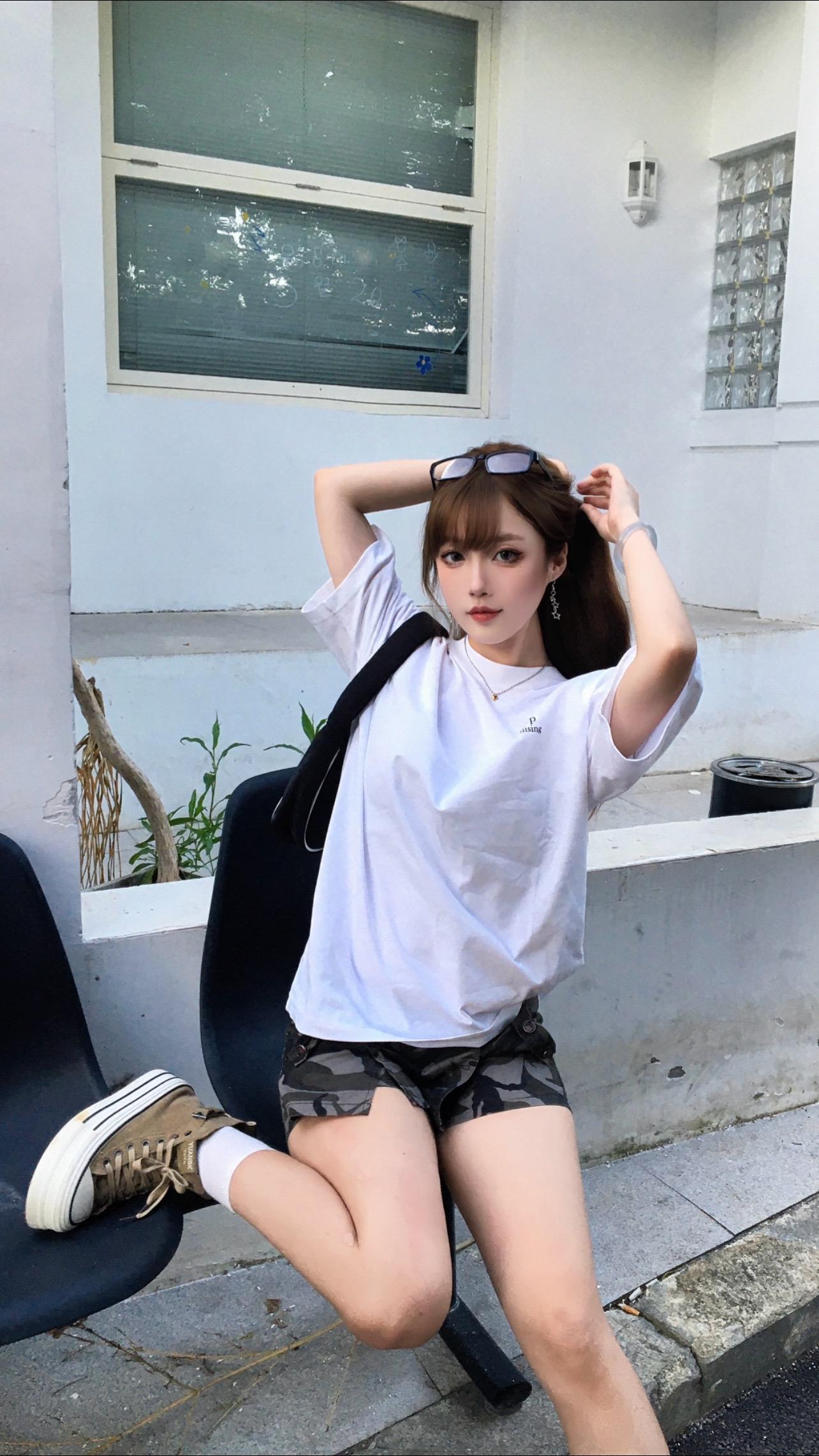 谢谢你喜欢我的性格 因为这是我为你立的人设