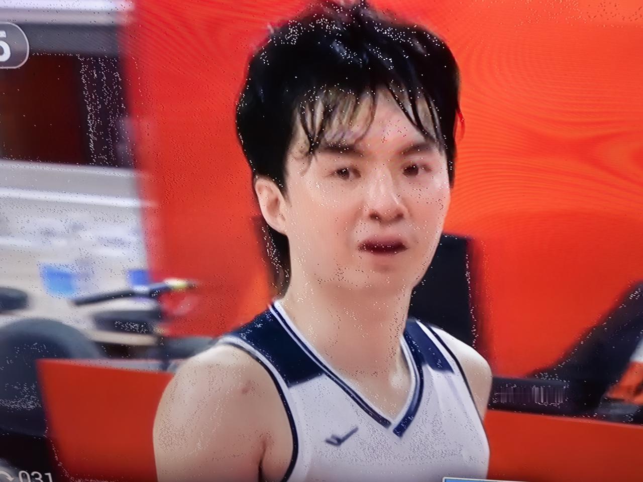 看了韩国男篮跟伊朗男篮的半决赛，感觉到韩国男篮这次是有备而来，尤其是李贤重，推迟