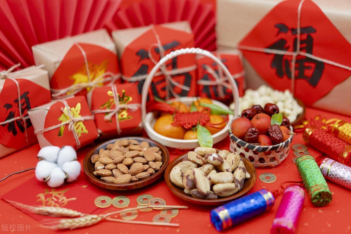 年一过，车陆陆续续开走了，老家又变成了一座空城。
春节，就像做了一场幸福的梦。
