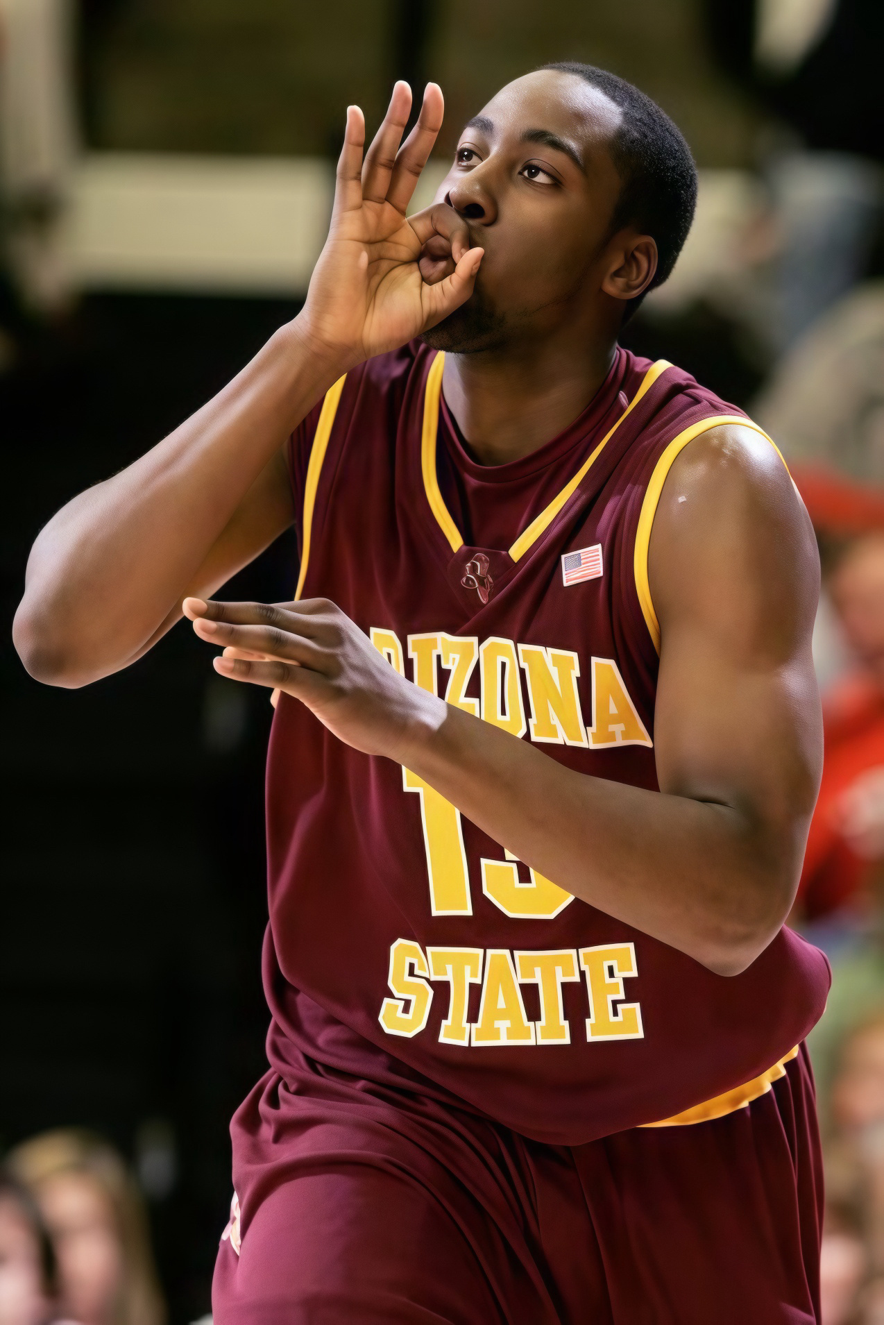 回到18岁骑士球衣撞款哈登大学队服 