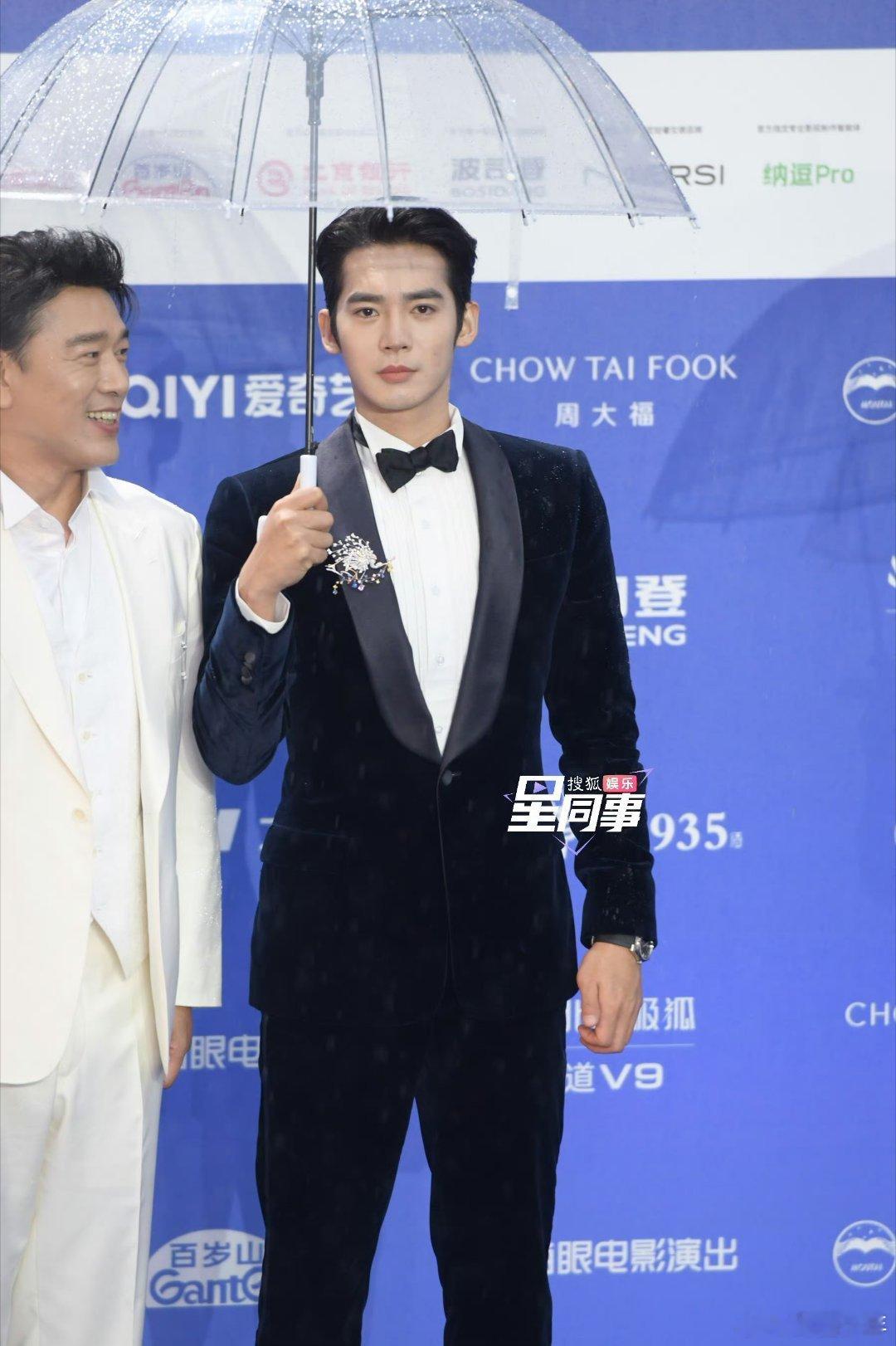 檀健次于适刘雨昕北影节生图檀健次于适刘雨昕北影节红毯生图媒体生图直出，檀健次、于