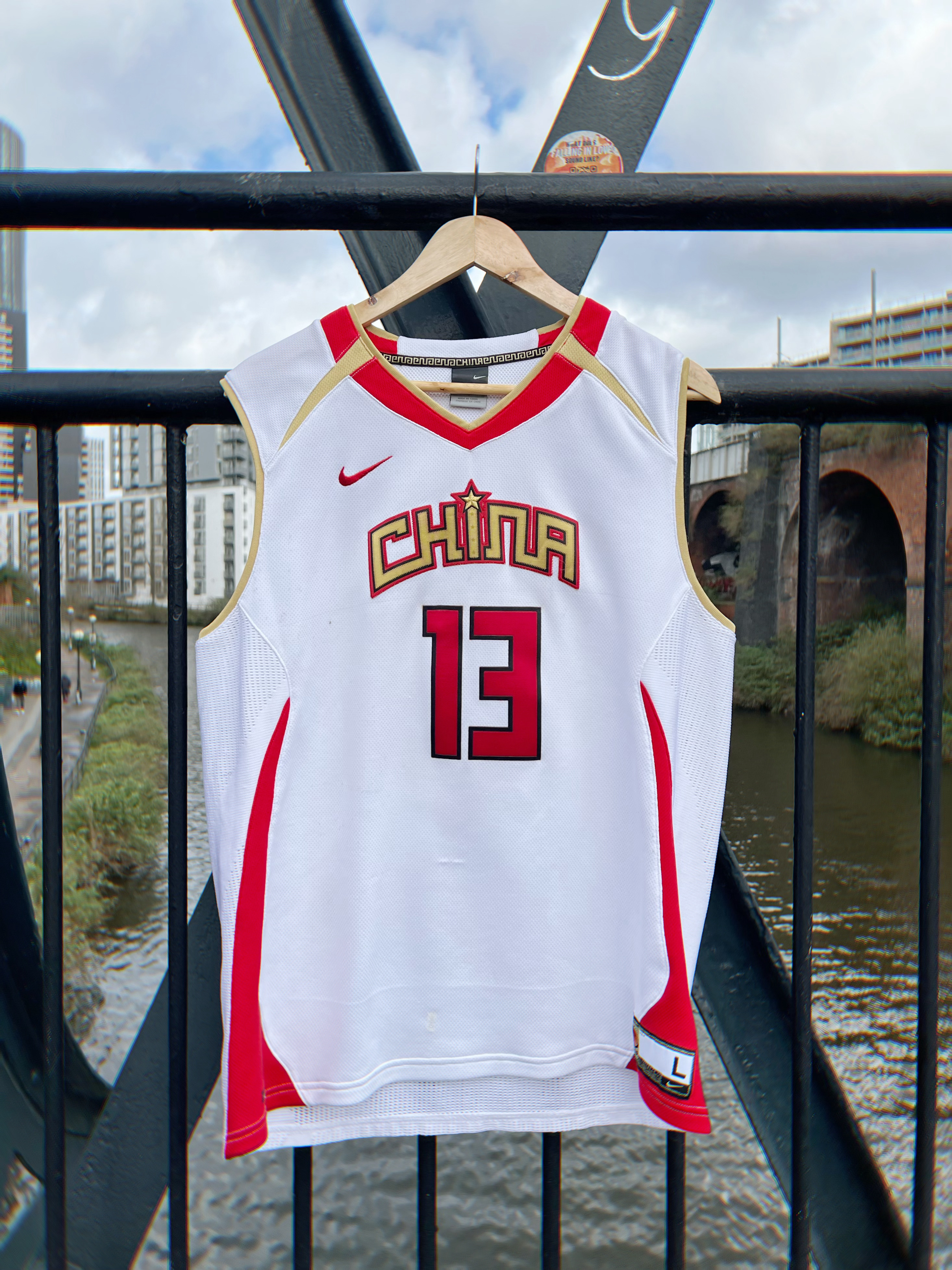 🇨🇳姚明球衣，数量加一🔝这款2006年的中国队球衣是从一位德国卖家那收的，