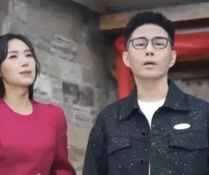 云朵和石头的合作未来可期

歌手云朵和石头2017年曾经合作，演唱了《爱是你我》