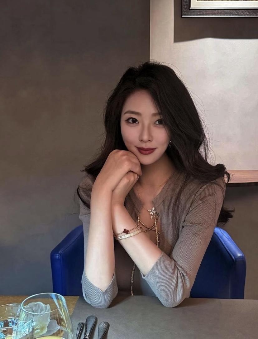 一个女人最有魅力的状态是什么?很多人以为是漂亮脸蛋、纤细身材，其实不然。有魅力的
