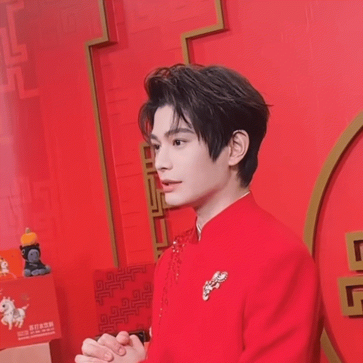 丁禹兮春晚花絮vlog丁禹兮春晚花絮vlog真的太治愈了！没有复杂的剧情，没有刻