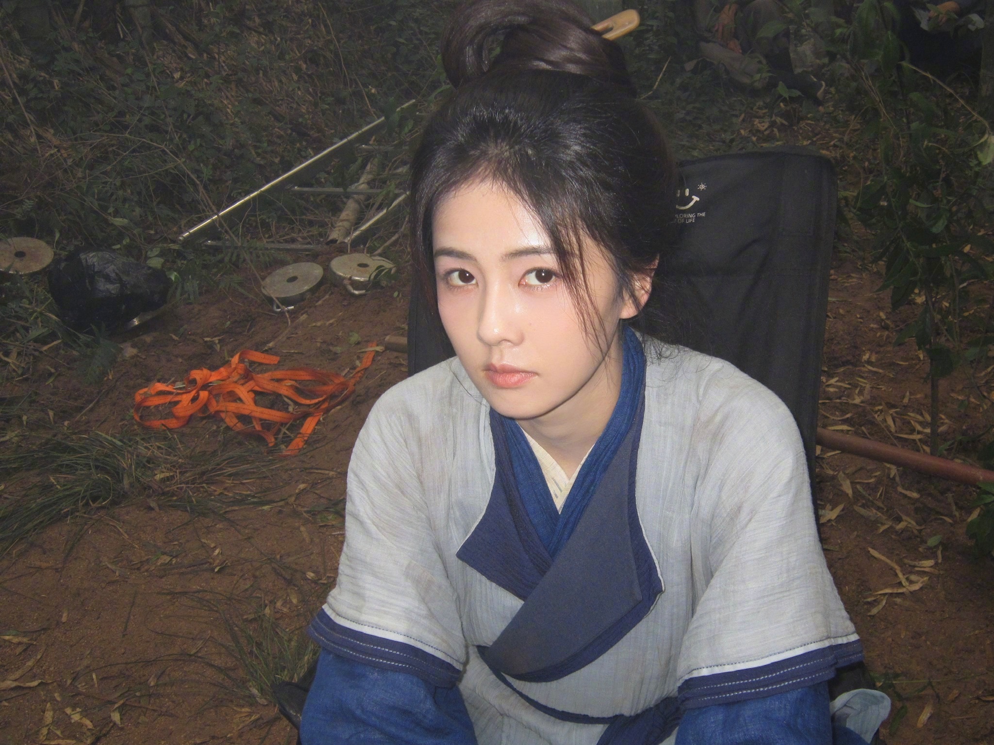 莫离  🩵白鹿莫离﻿ 🩵白鹿叶璃﻿ “在遥远的追梦途中 你成为了我的光。” 