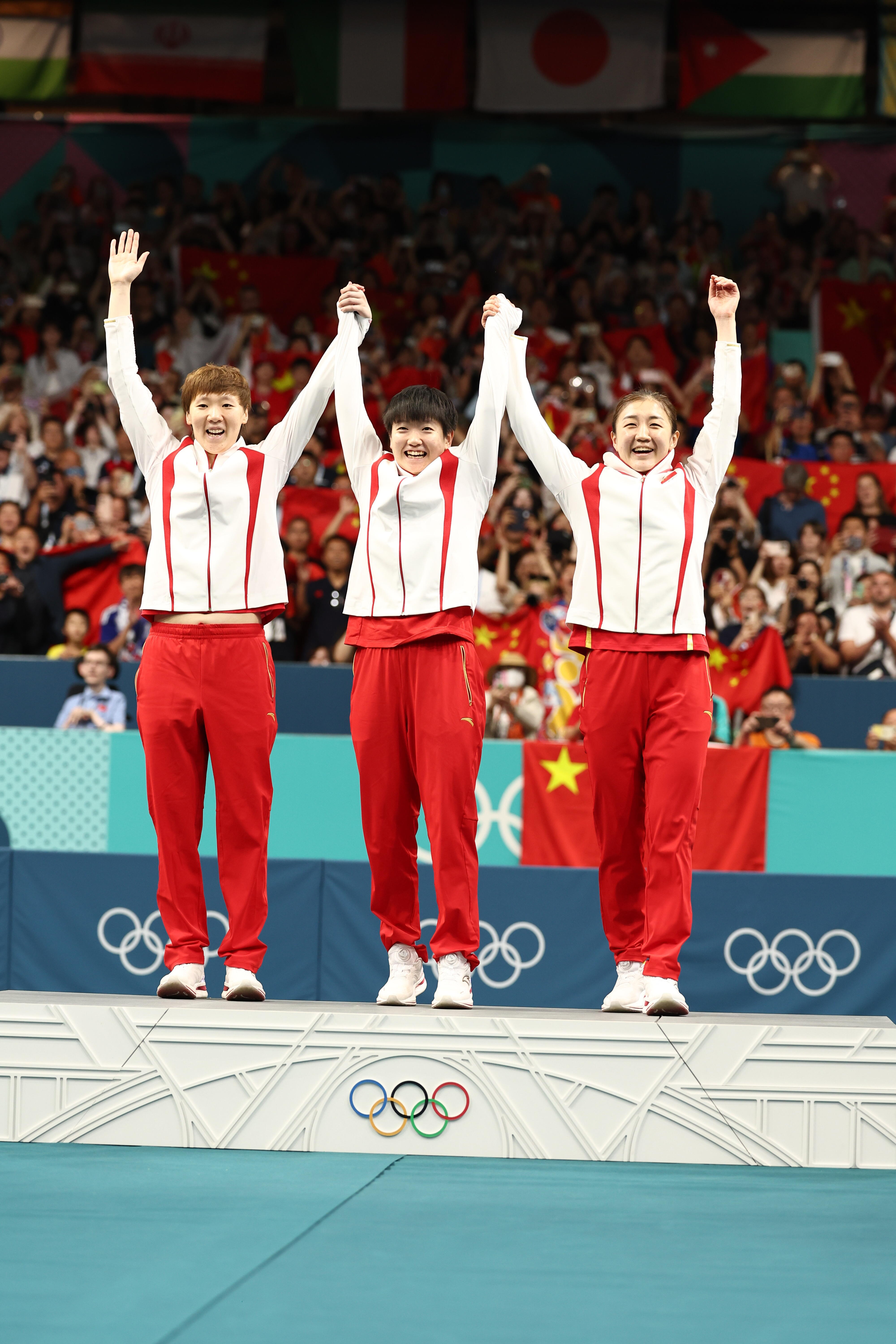 两年前的今天，国乒女团拿下五连冠 ​​​