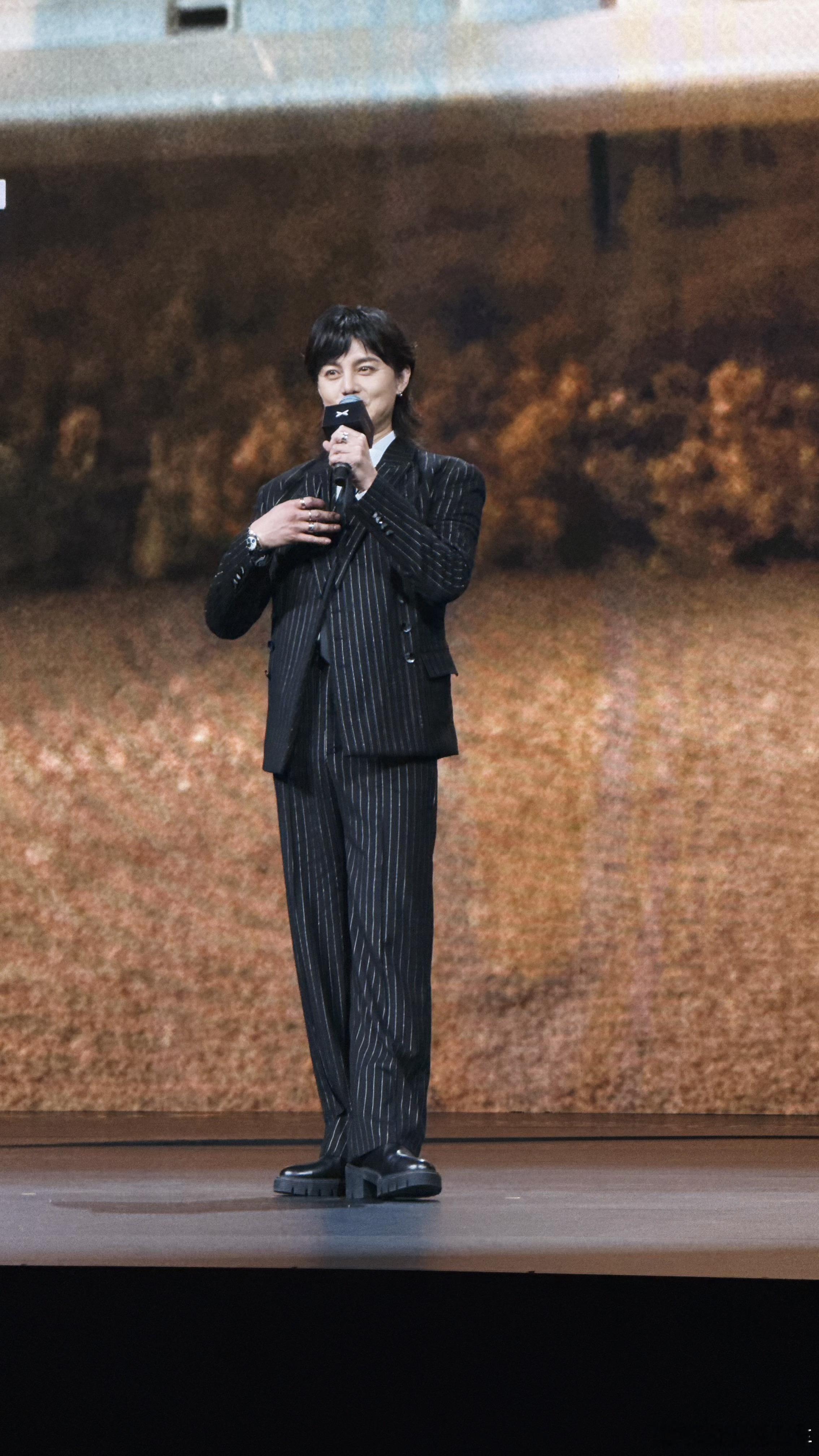 尹正讲的太好了，好演员的自我修养啊，这应该是明星代言里讲的最不尴尬的。 ​​​