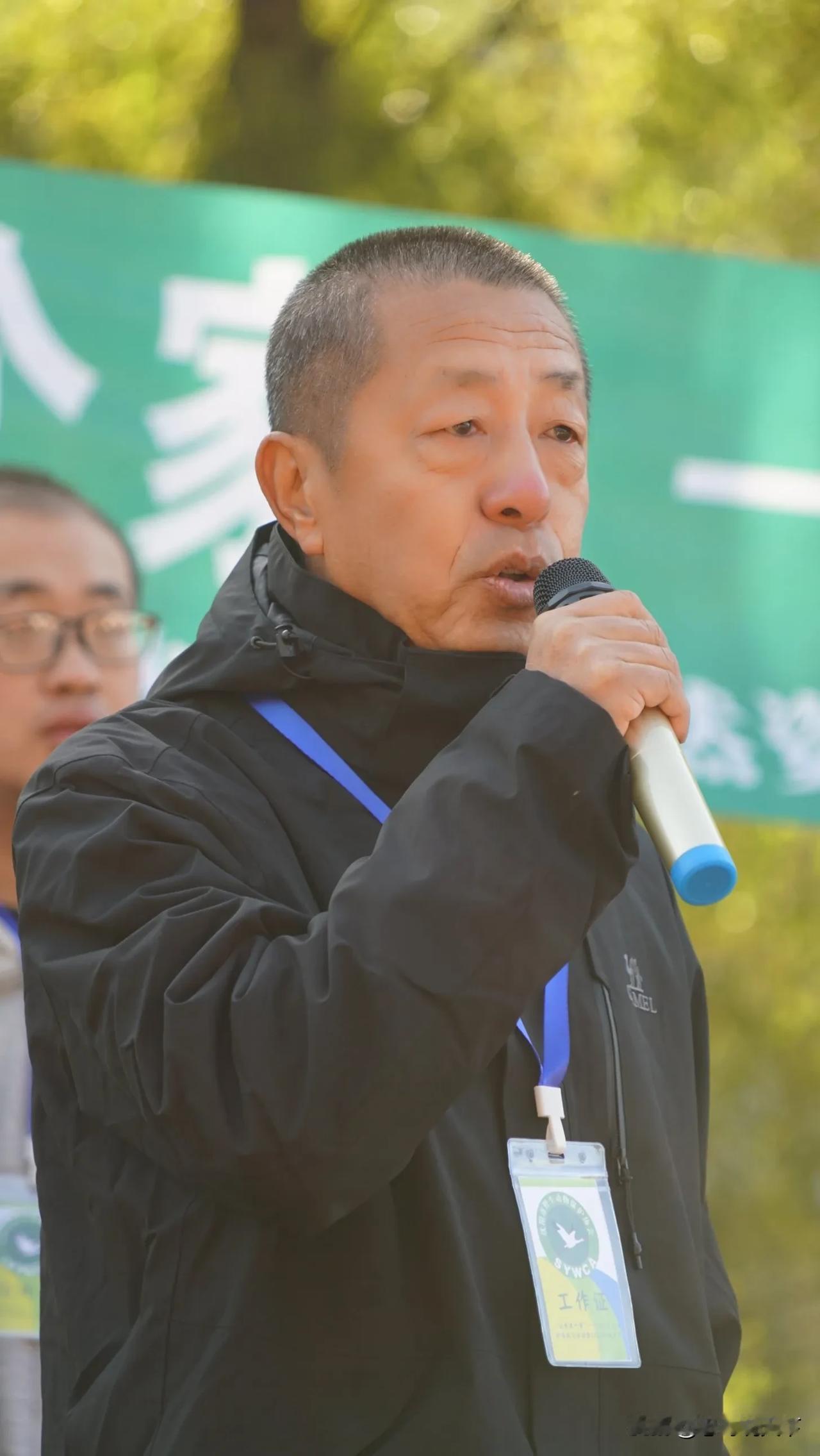 #秋日生活记录# 【致敬55岁的自己】晨曦未至，便已醒来。今天这个特殊的日子里，