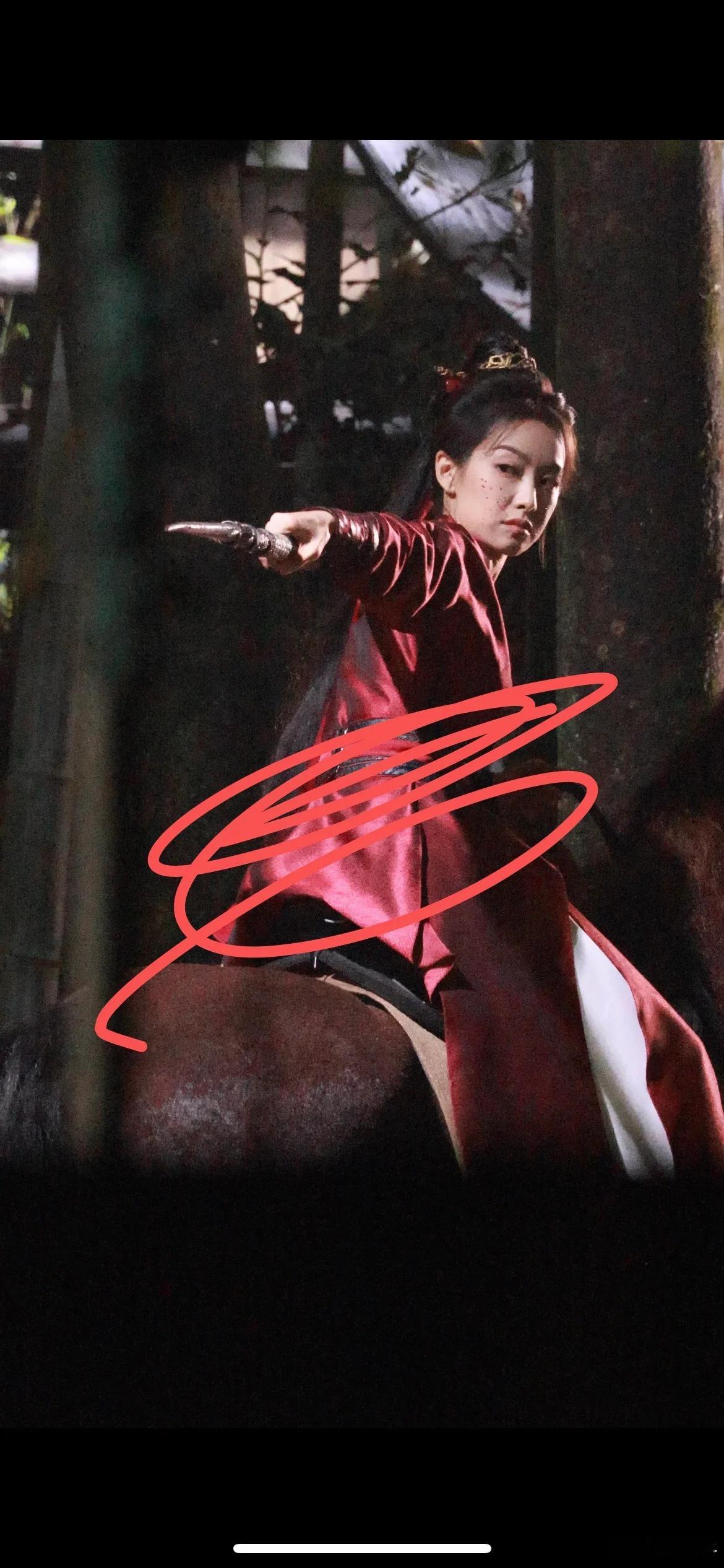 《山河枕》宋茜路透，今晚还是打戏，楚瑜好飒[哇] ​​​