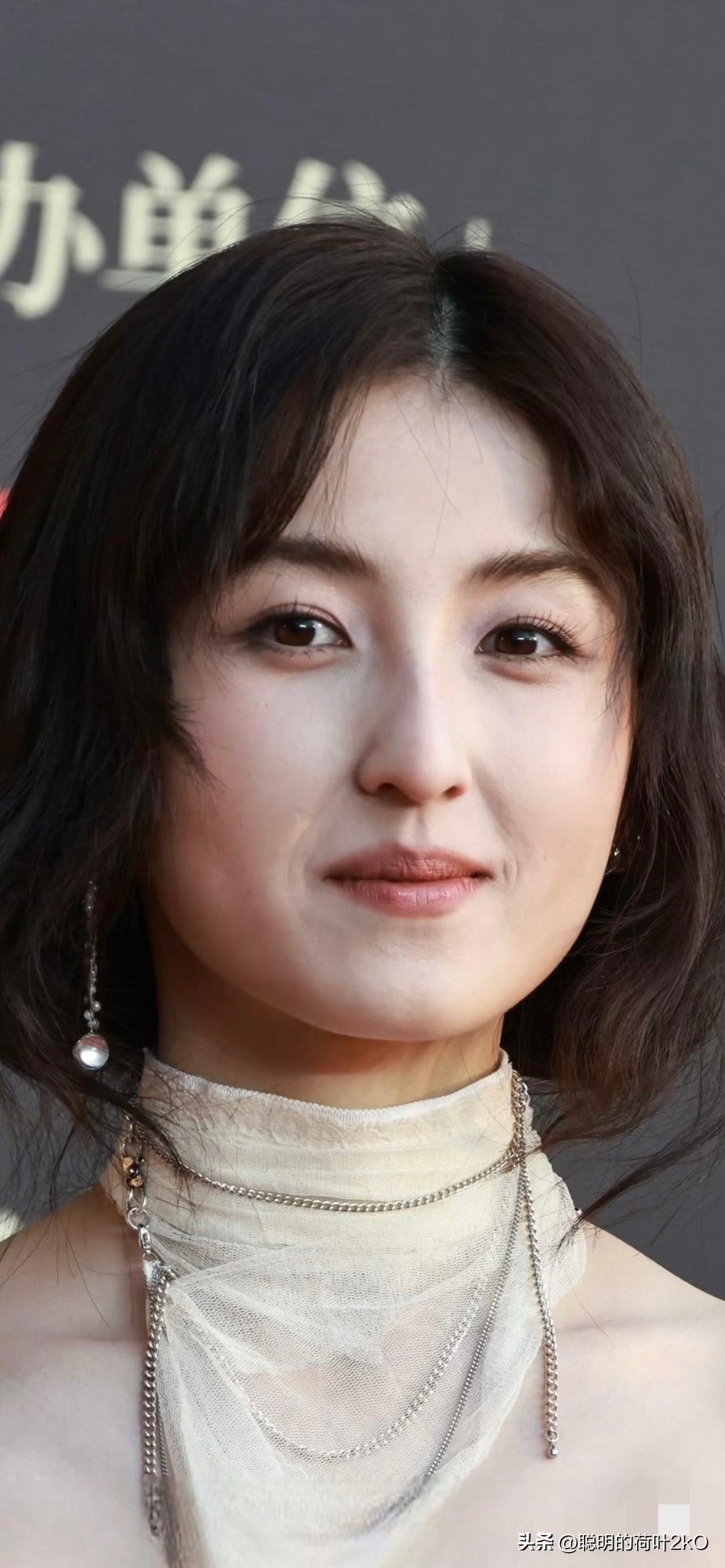 张子枫清冷易碎感拉满，太美了