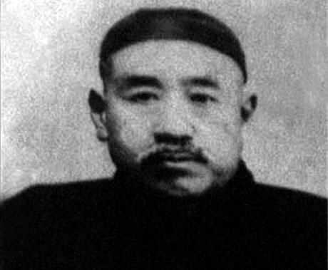 周总理的父亲原是官宦后人，却因性格过于老实，最终过上了颠沛流离的生活
1931年