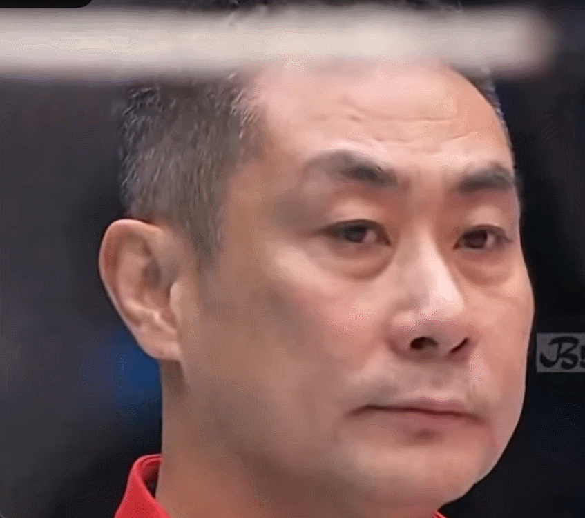 【山东女排本赛季四杀天津女排】本赛季“津鲁大战”的四次交锋当中，天津女排全部都在