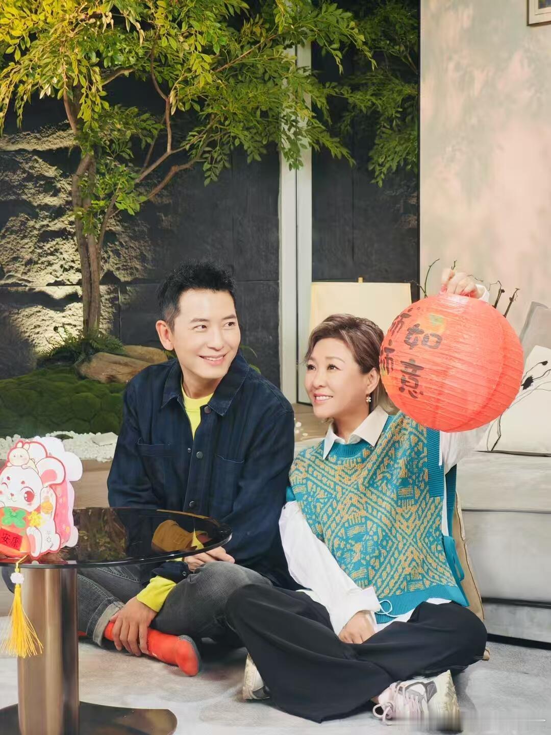 李雪琴说戴军一辈子事业发展全都是靠女人今夜喜友秀 戴军被李雪琴揭老底：从李静的《