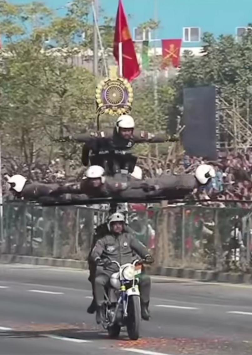 提起阅兵，你印象里是整齐划一的正步？印度偏不按常理出牌！2026年1月15日建军