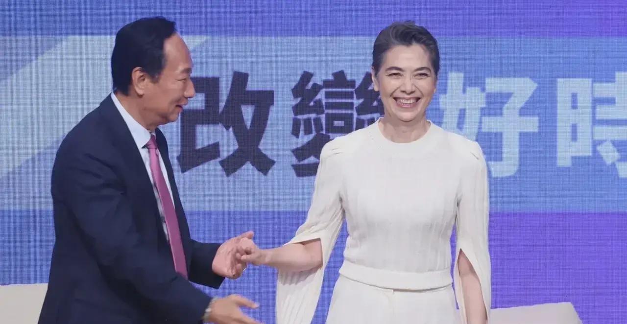 蔡当局威胁郭台铭后，又威胁其副手！今天传出郭台铭因蔡当局威胁不会出来给侯康配站台