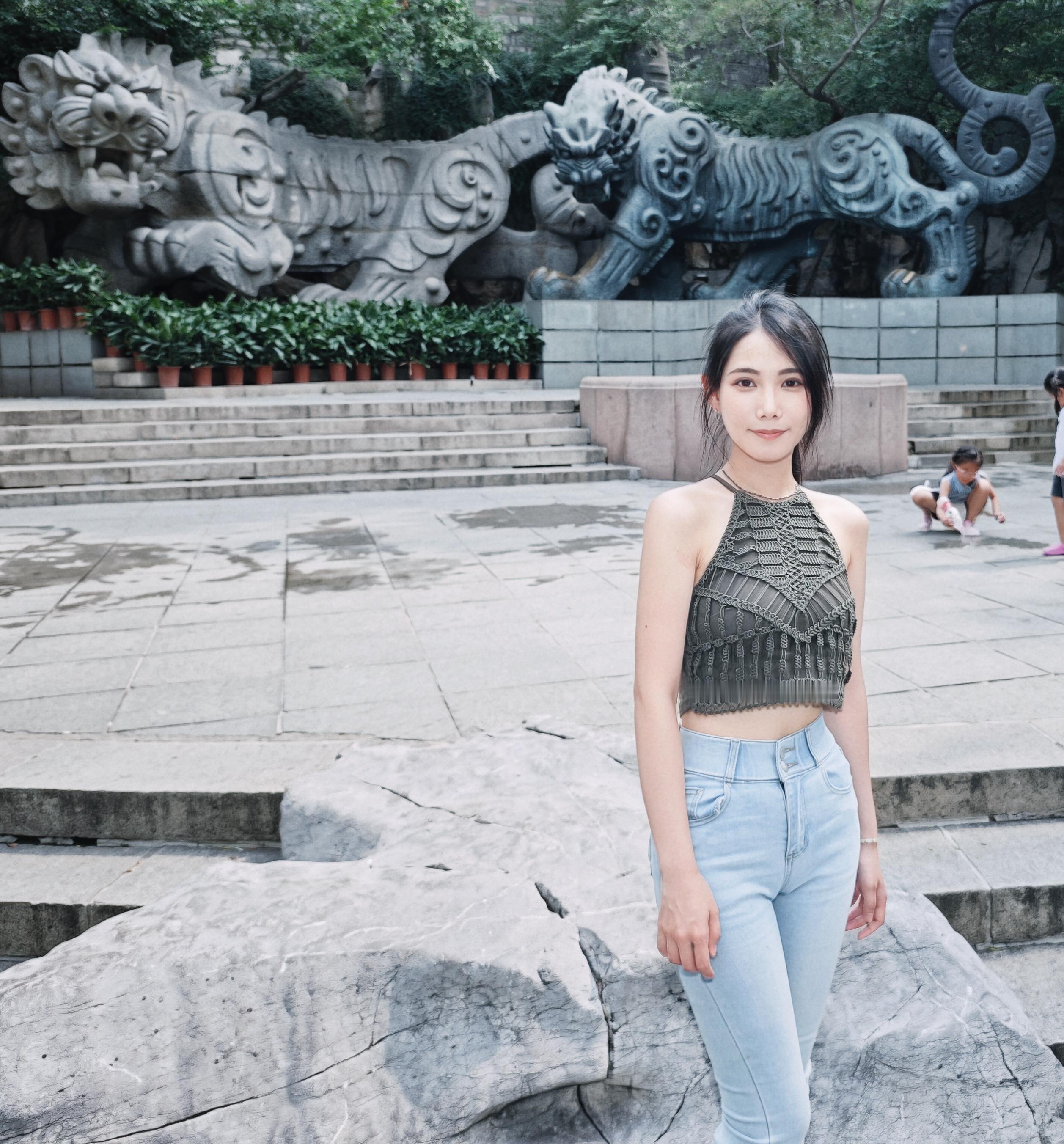 不会摆 不会拍 但会p